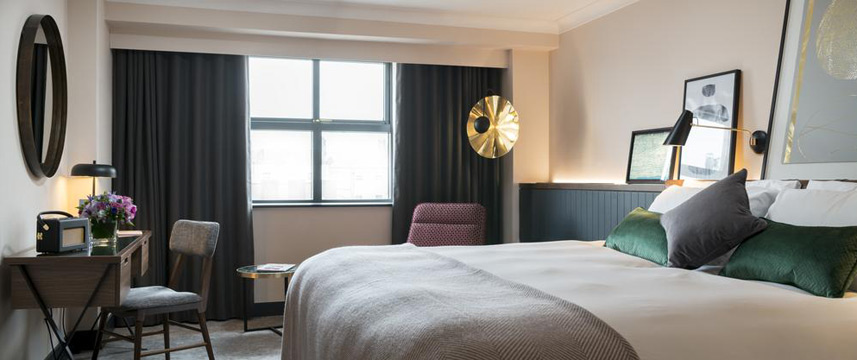 O`Callaghan The Alex Suite Bedroom